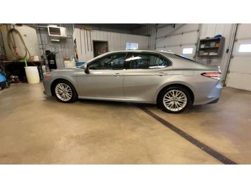 2019 Toyota Camry Hybrid