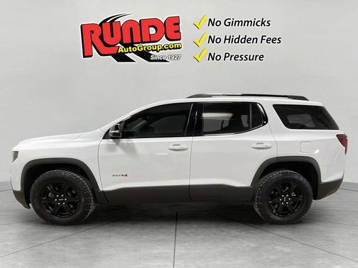 2023 GMC Acadia AT4