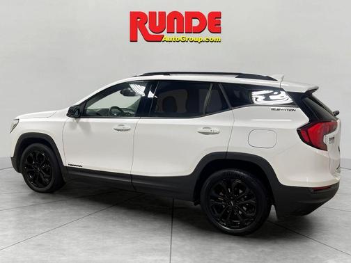White 2020 GMC Terrain SLE