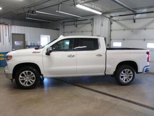 2024 Chevrolet Silverado 1500 LTZ