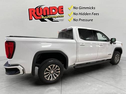 White 2019 GMC Sierra 1500 AT4