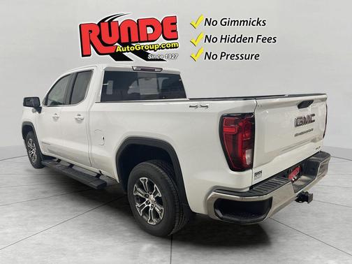 White 2020 GMC Sierra 1500 SLE