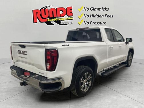 White 2020 GMC Sierra 1500 SLE
