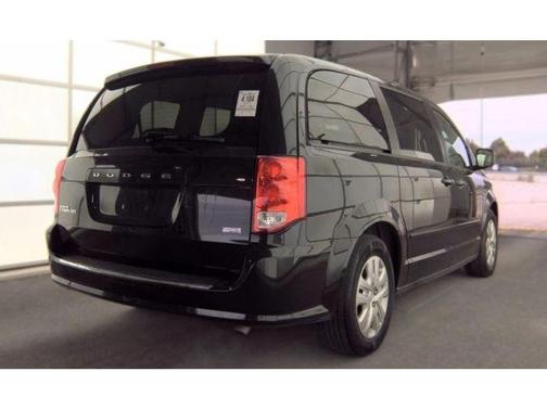 Black 2017 Dodge Grand Caravan SE