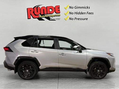 2022 Toyota RAV4 Hybrid XSE