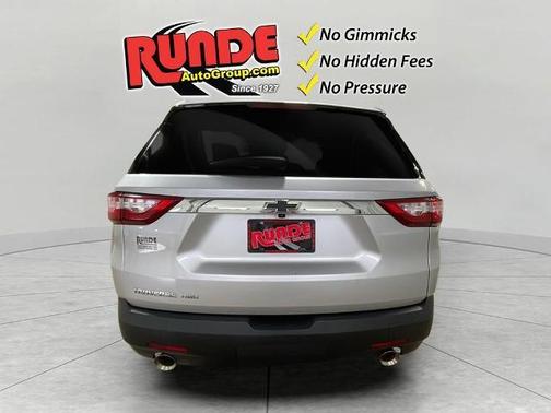 2021 Chevrolet Traverse LS