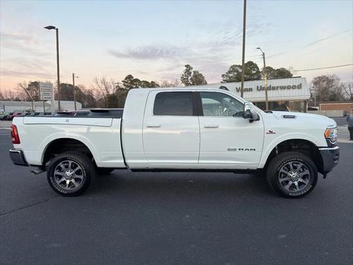 2024 RAM 3500 Limited Longhorn Mega Cab 4x4 64' Box