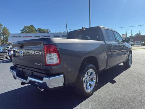 2023 RAM 1500 Big Horn Crew Cab 4x4 64' Box