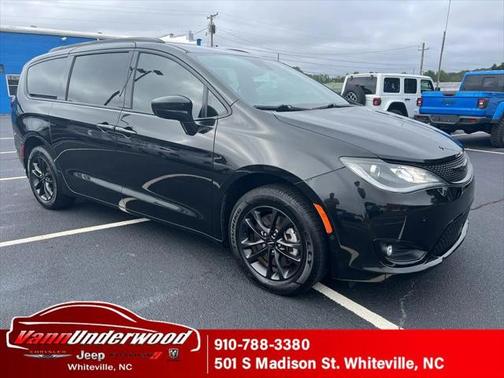 2020 Chrysler Pacifica AWD Launch Edition