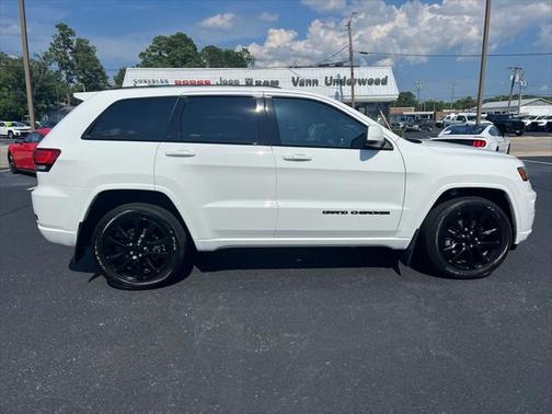 2021 Jeep Grand Cherokee Laredo X 4x4