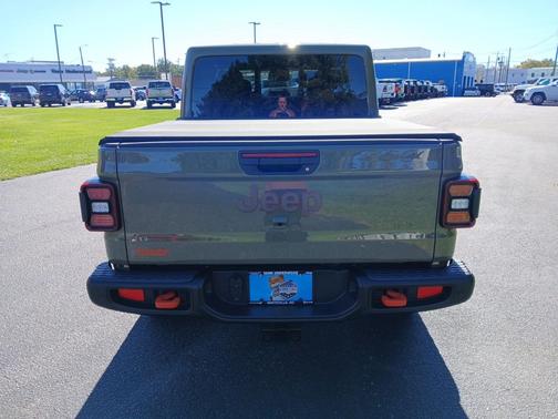 41 2027 Jeep Gladiator Mojave X