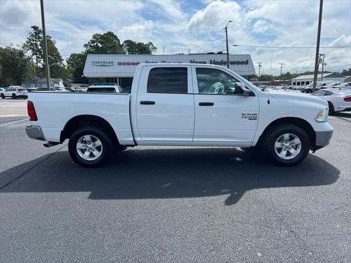 2023 RAM 1500 Classic SLT Crew Cab 4x4 57' Box
