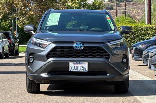 2023 Toyota RAV4 Hybrid XLE Premium