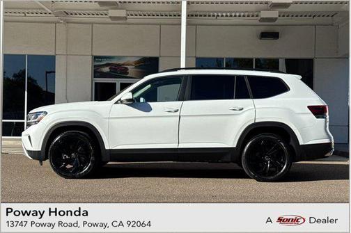 2022 Volkswagen Atlas 3.6L SE w/Technology