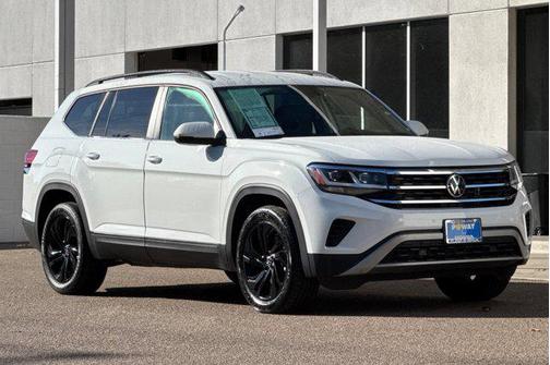 2022 Volkswagen Atlas 3.6L SE w/Technology