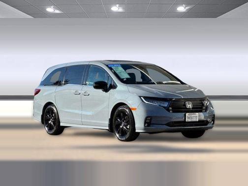 2024 Honda Odyssey Sport