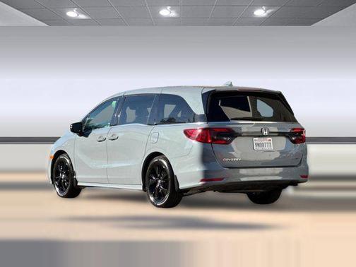 2024 Honda Odyssey Sport