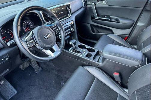 2022 Kia Sportage EX