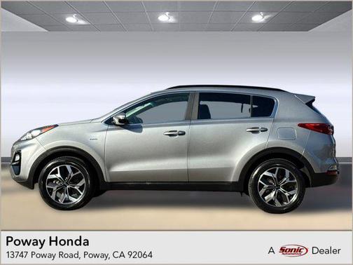 2022 Kia Sportage EX