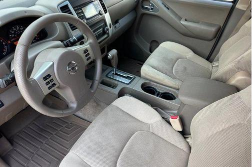 2014 Nissan Frontier SV