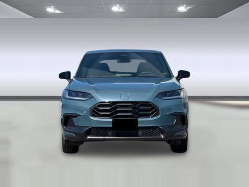 Nordic Forest Pearl 2027 Honda HR-V Sport