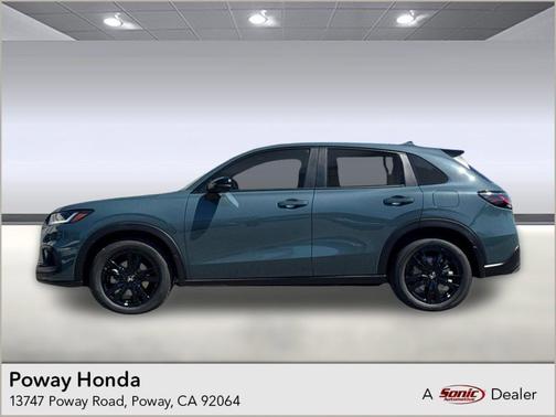 Nordic Forest Pearl 2027 Honda HR-V Sport