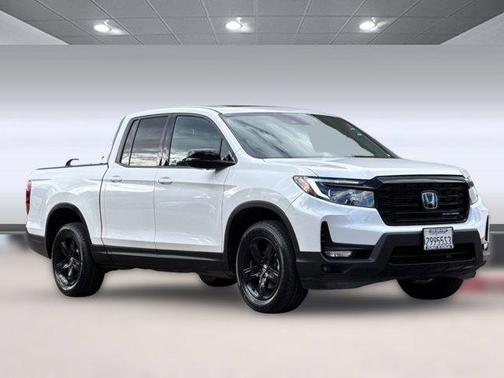 2023 Honda Ridgeline Black