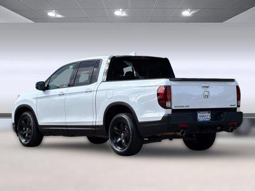 2023 Honda Ridgeline Black