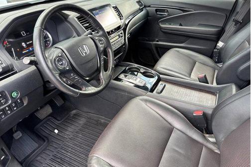 2023 Honda Ridgeline Black