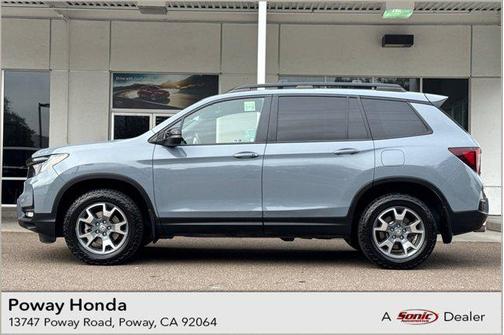 2023 Honda Passport AWD TrailSport