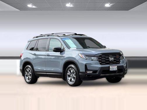 2023 Honda Passport AWD TrailSport