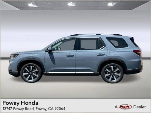 2025 Honda Pilot Touring 8-Passenger