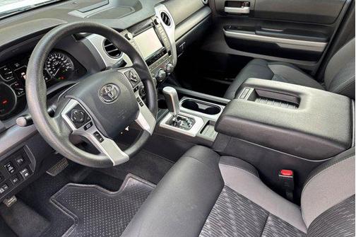 2018 Toyota Tundra SR5