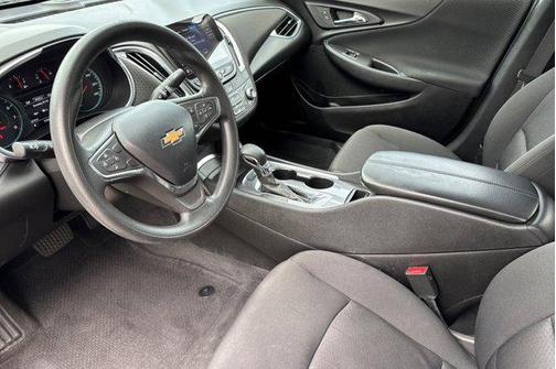 2021 Chevrolet Malibu FWD LT