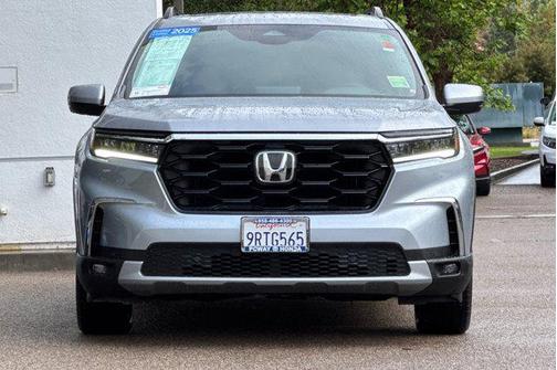 Lunar Silver Metallic 2025 Honda Pilot Touring 8-Passenger