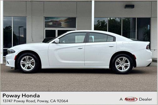 White Knuckle Clearcoat 2022 Dodge Charger SXT