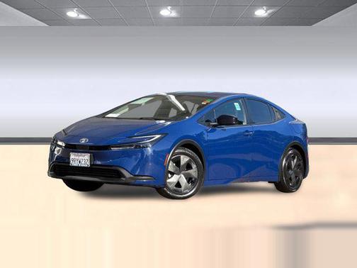 2023 Toyota Prius LE