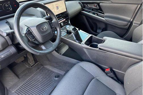 Wind Chill Pearl 2023 Toyota bZ4X XLE