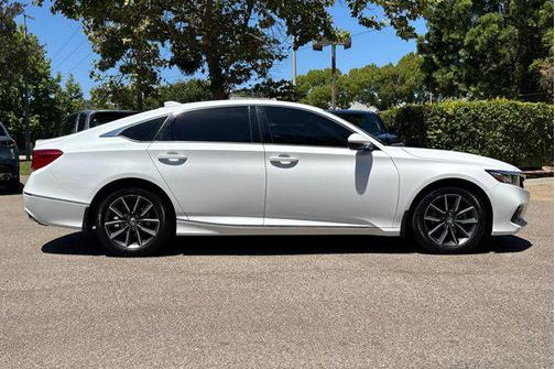 2022 Honda Accord EX-L 1.5T