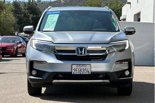2022 Honda Pilot Touring 8-Passenger