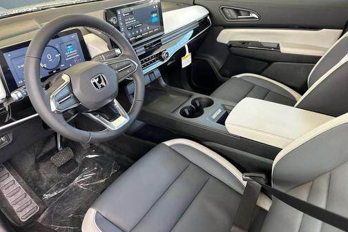 North Shore Pearl 2026 Honda Prologue Touring