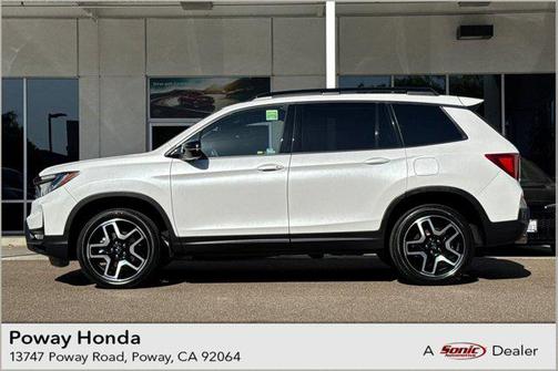 Platinum White Pearl 2023 Honda Passport AWD Elite