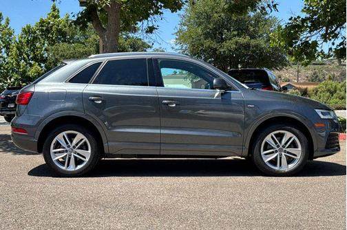2018 Audi Q3 2.0T Premium Plus