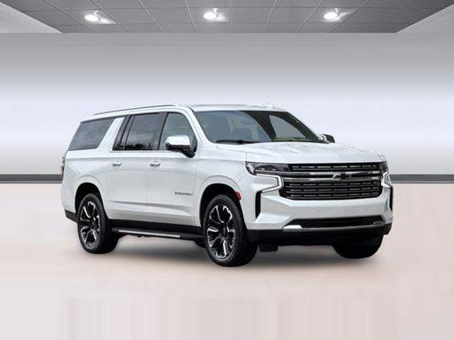 Iridescent Pearl Tricoat 2023 Chevrolet Suburban Premier