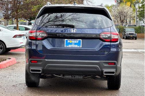 2025 Honda Pilot Sport