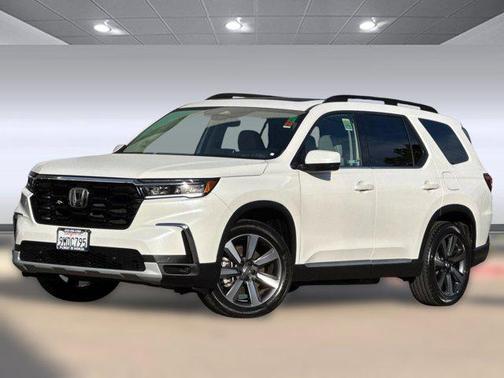 2024 Honda Pilot Touring 8-Passenger