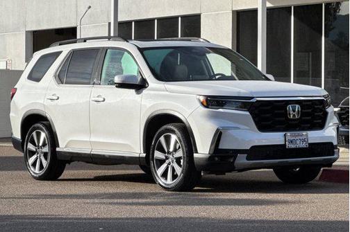 2024 Honda Pilot Touring 8-Passenger