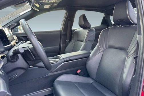 2023 Toyota Crown Platinum