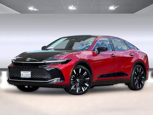 2023 Toyota Crown Platinum