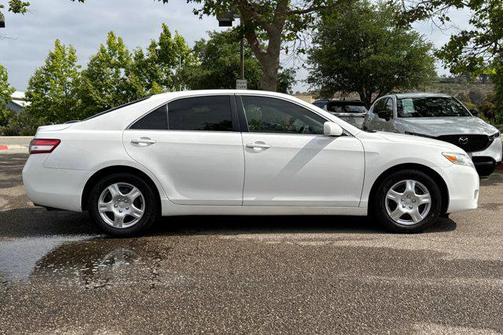 2010 Toyota Camry LE